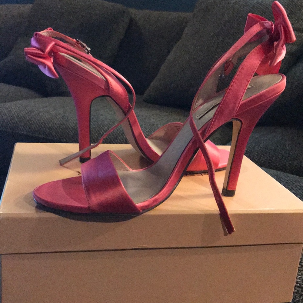MENBUR Womens Coral heels